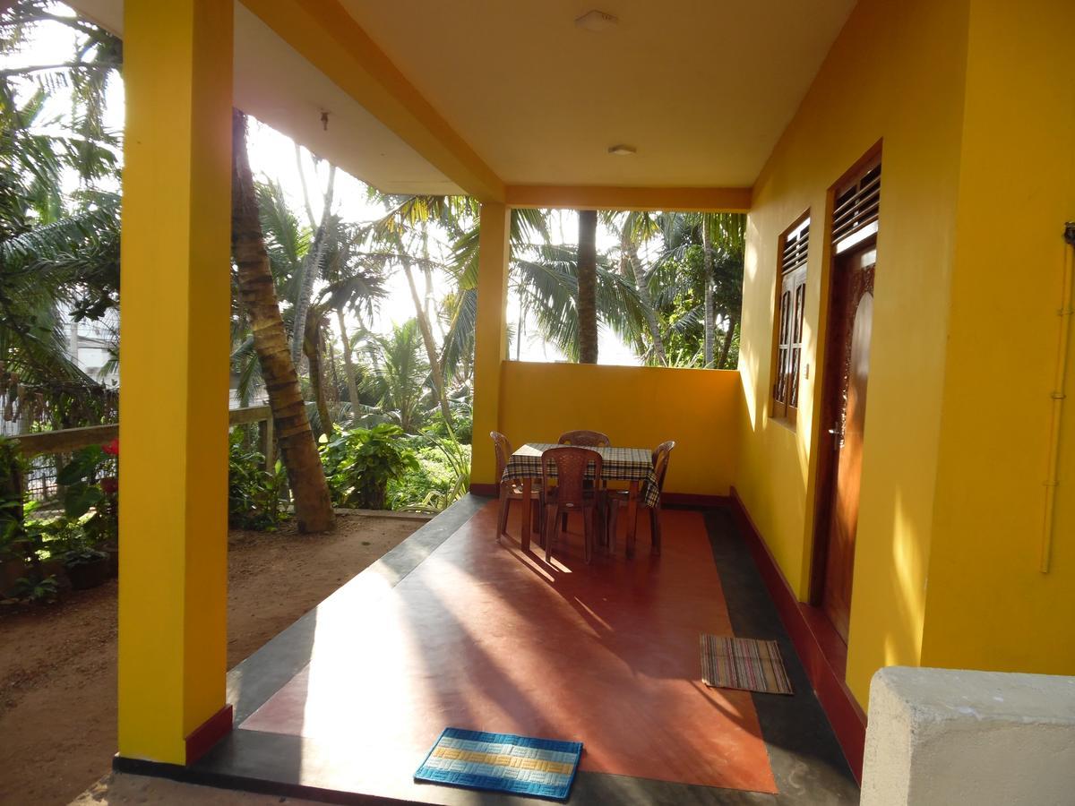 Allan Guest Mirissa Banduramulla Exterior photo